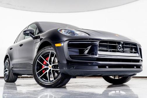 2024 Porsche Macan Base