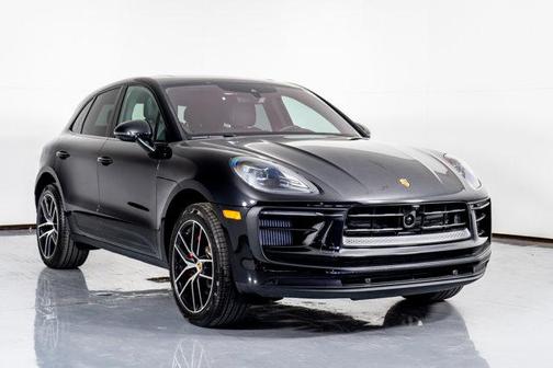 2024 Porsche Macan Base