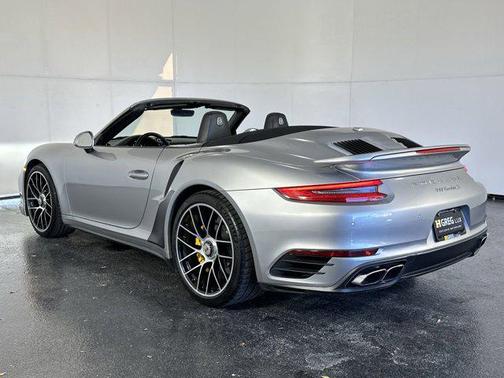 2018 Porsche 911 Turbo