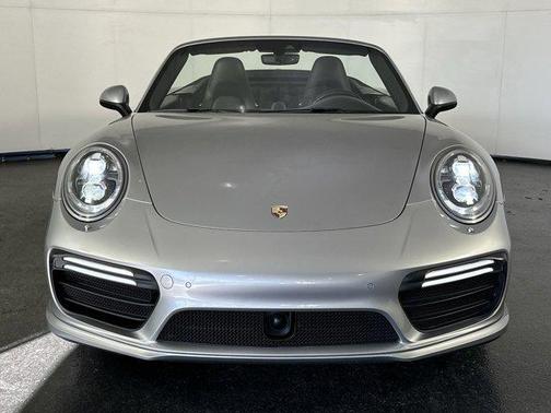 2018 Porsche 911 Turbo