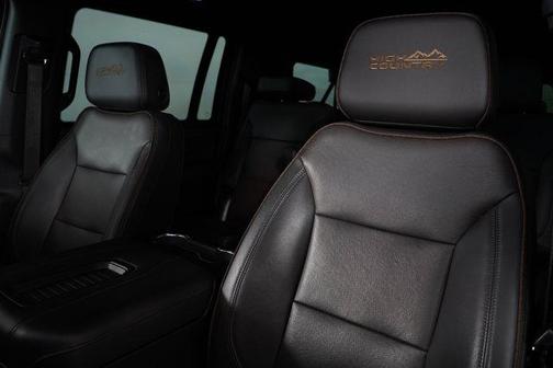 2023 Chevrolet Suburban 4WD High Country