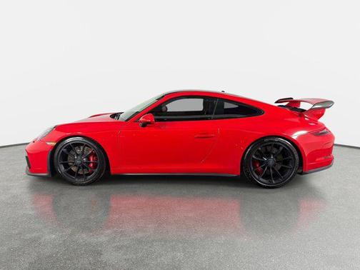 Guards Red 2018 Porsche 911 GT3