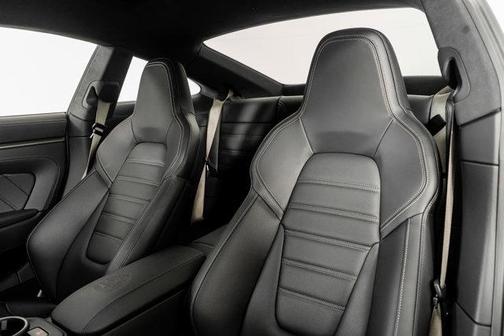 2025 Porsche 911 Turbo