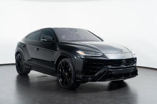 2020 Lamborghini Urus Base