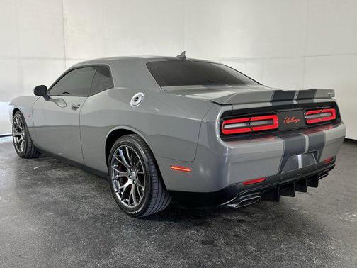 2017 Dodge Challenger SRT 392