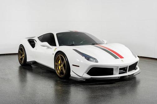 2016 Ferrari 488 GTB Modified