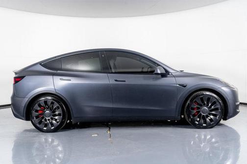 2022 Tesla Model Y Performance Dual Motor All-Wheel Drive