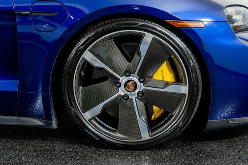 2021 Porsche Taycan Turbo