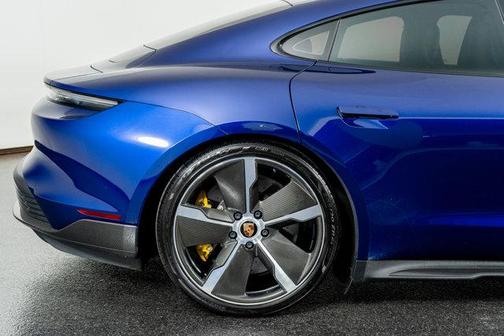 2021 Porsche Taycan Turbo