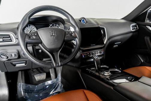2022 Maserati Ghibli Modena