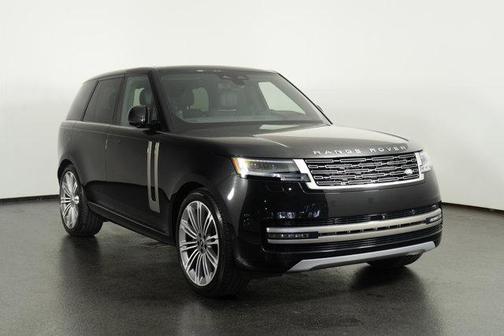 2025 Land Rover Range Rover P530 SE