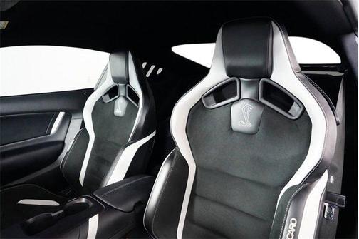 2021 Ford Shelby GT500 Base