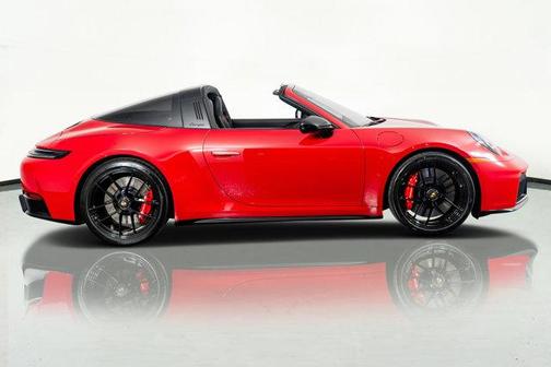 2026 Porsche 911 Targa 4 GTS