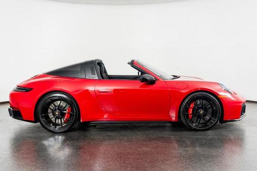 2026 Porsche 911 Targa 4 GTS
