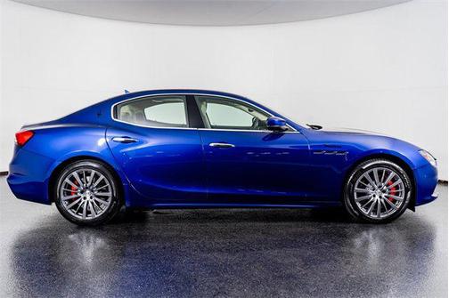 2022 Maserati Ghibli Modena