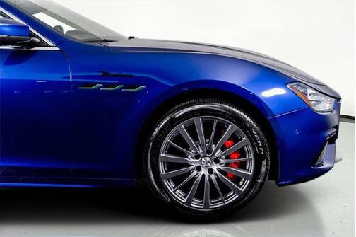 2022 Maserati Ghibli Modena