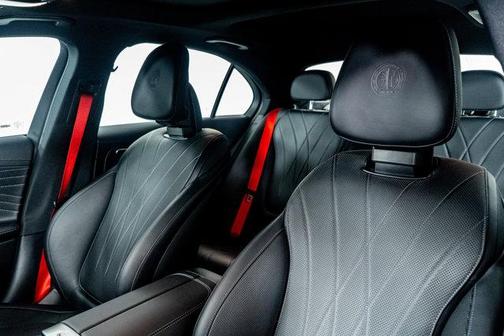 2024 Mercedes-Benz AMG C 63 S E Performance