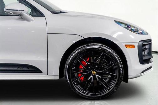 2025 Porsche Macan GTS