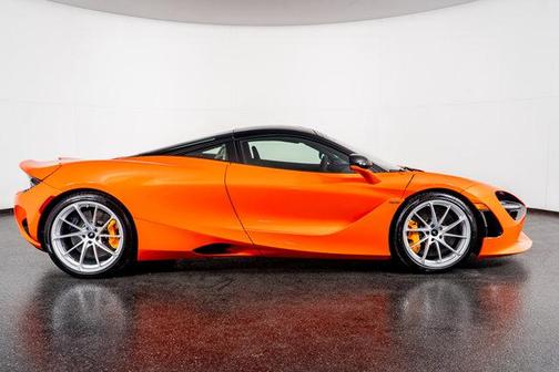2024 McLaren 750S Coupe