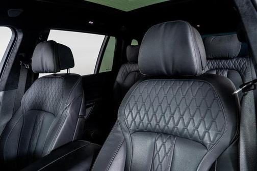 2024 BMW X7 M60i