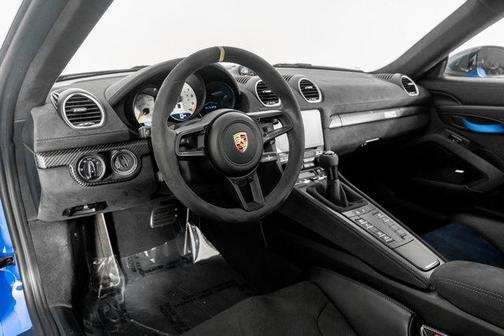 2023 Porsche 718 Cayman GT4 RS