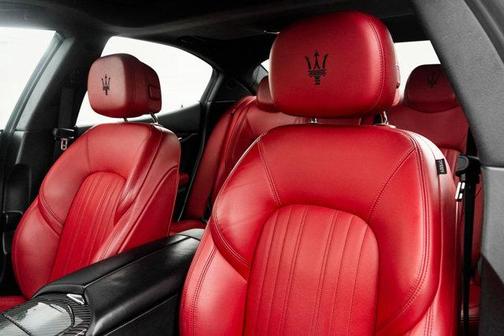 2022 Maserati Ghibli Modena Q4