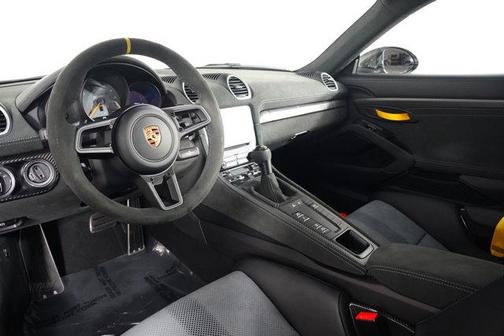 2023 Porsche 718 Cayman GT4 RS