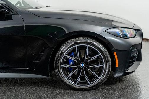 2025 BMW M440 i xDrive