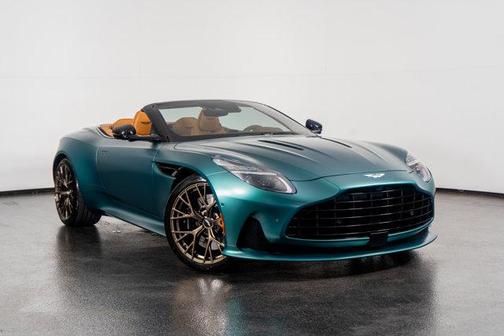 2025 Aston Martin DB12 Volante