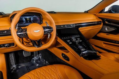 2025 Aston Martin DB12 Volante