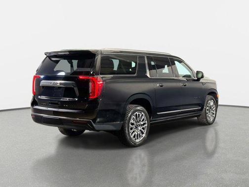 Onyx Black 2024 GMC Yukon XL Denali Ultimate
