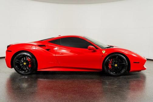 2018 Ferrari 488 GTB Base