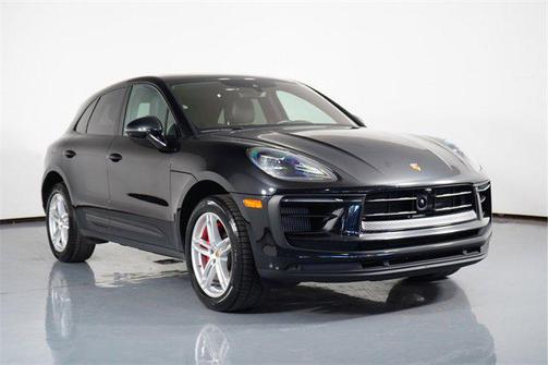 2023 Porsche Macan Base