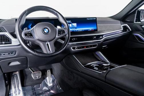 2024 BMW X6 M60i