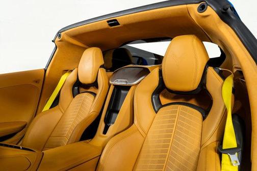 2020 Chevrolet Corvette Stingray w/3LT