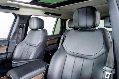 2022 Land Rover Range Rover P400 SE