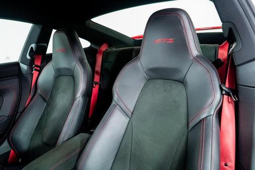 2024 Porsche 911 Carrera GTS