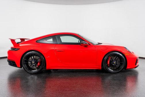 2024 Porsche 911 Carrera GTS