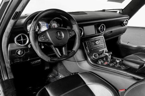 2011 Mercedes-Benz SLS AMG Base