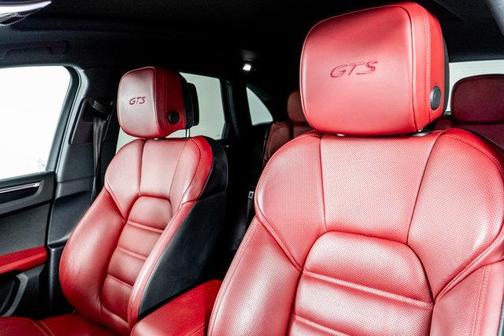 2023 Porsche Macan GTS