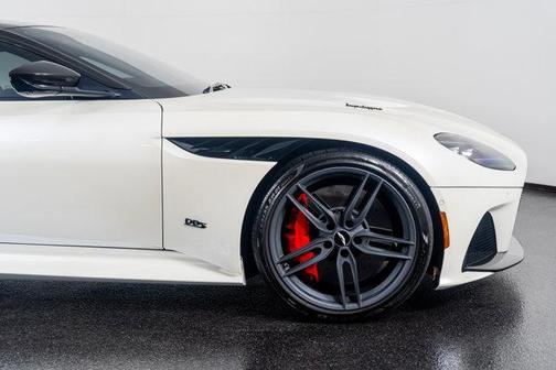 2019 Aston Martin DBS Superleggera