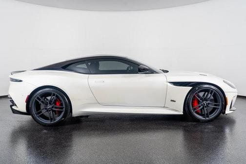 2019 Aston Martin DBS Superleggera