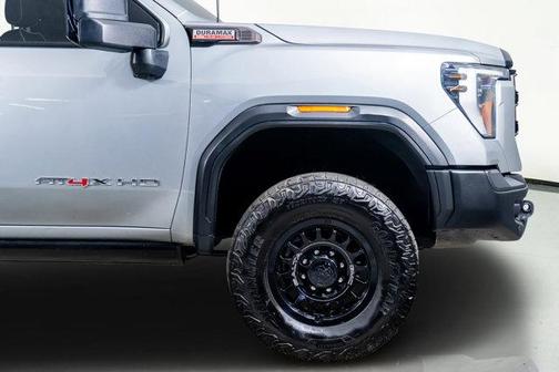 2024 GMC Sierra 2500 AT4