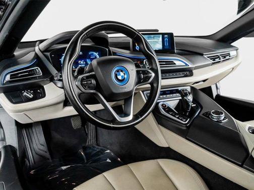 2015 BMW i8 Base