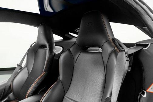 2023 McLaren GT Base