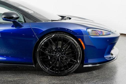 2023 McLaren GT Base