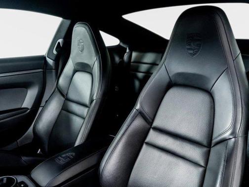 2020 Porsche 911 Carrera 4S