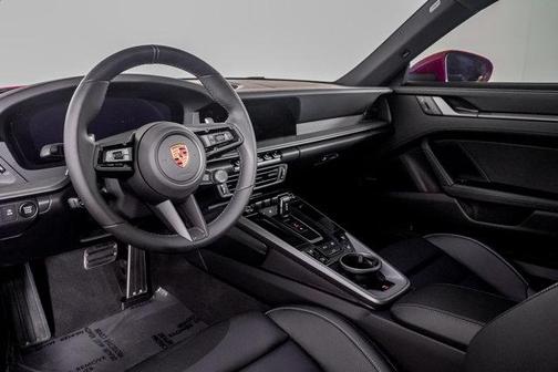2025 Porsche 911 Carrera