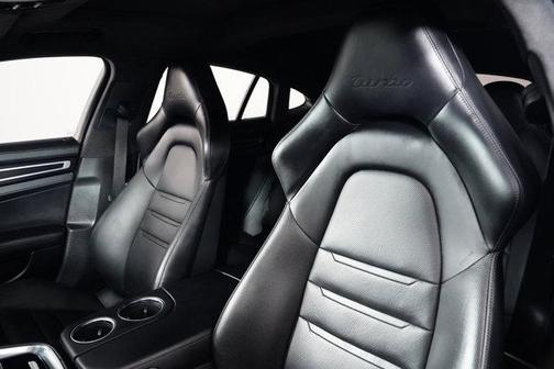 2019 Porsche Panamera Turbo