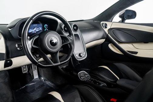 2019 McLaren 570S Base
